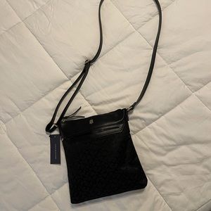 Tommy Hilfiger crossover bag in black